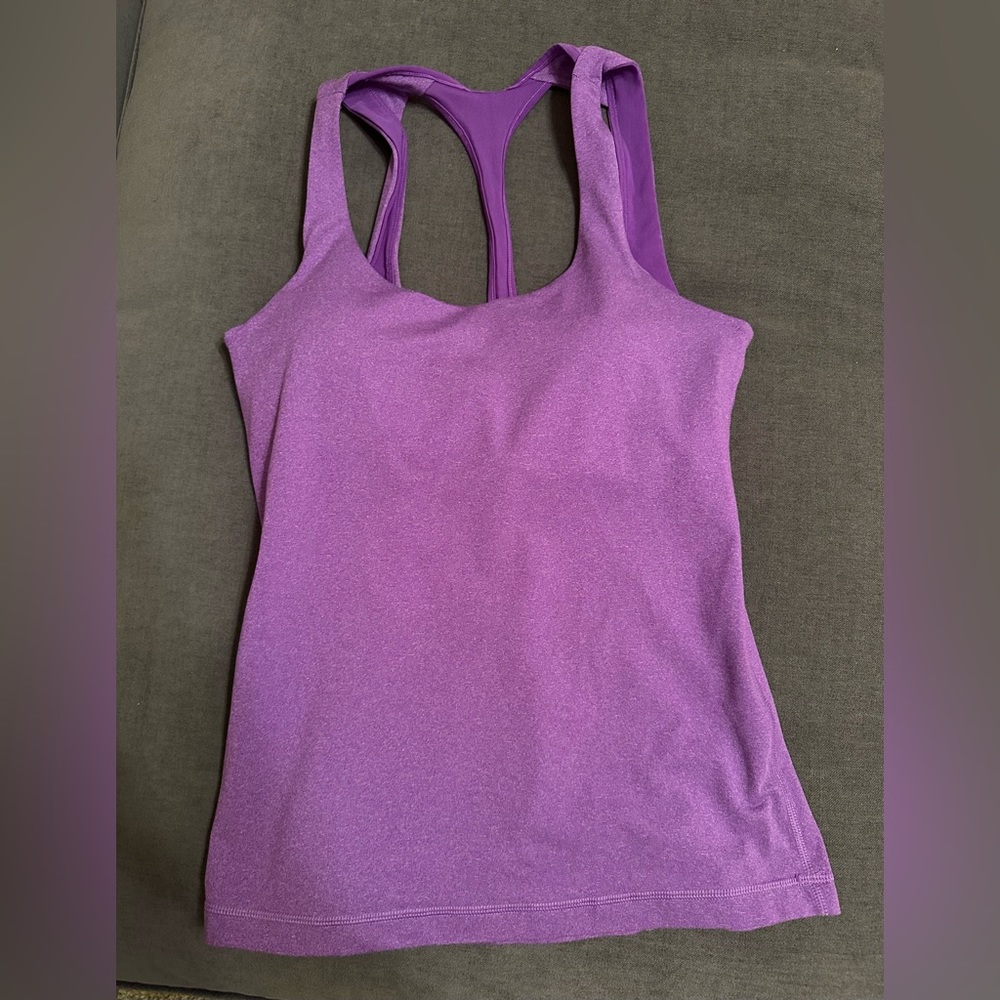 UA active tank w/built in padded bra.